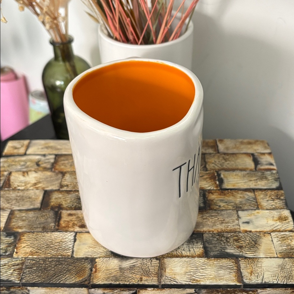 NWT RAE DUNN Ceramic THANKFUL Large Mug Autumn Fall White Orange - Picture 6 of 9